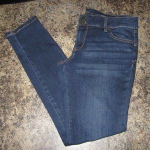 Women's Curve Creator Legging Jeans by soho New York & Co Size 8 EUC